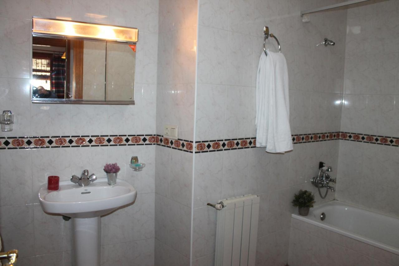 Apartamentos Rurales Rosendo: El Romero كابيليرا المظهر الخارجي الصورة